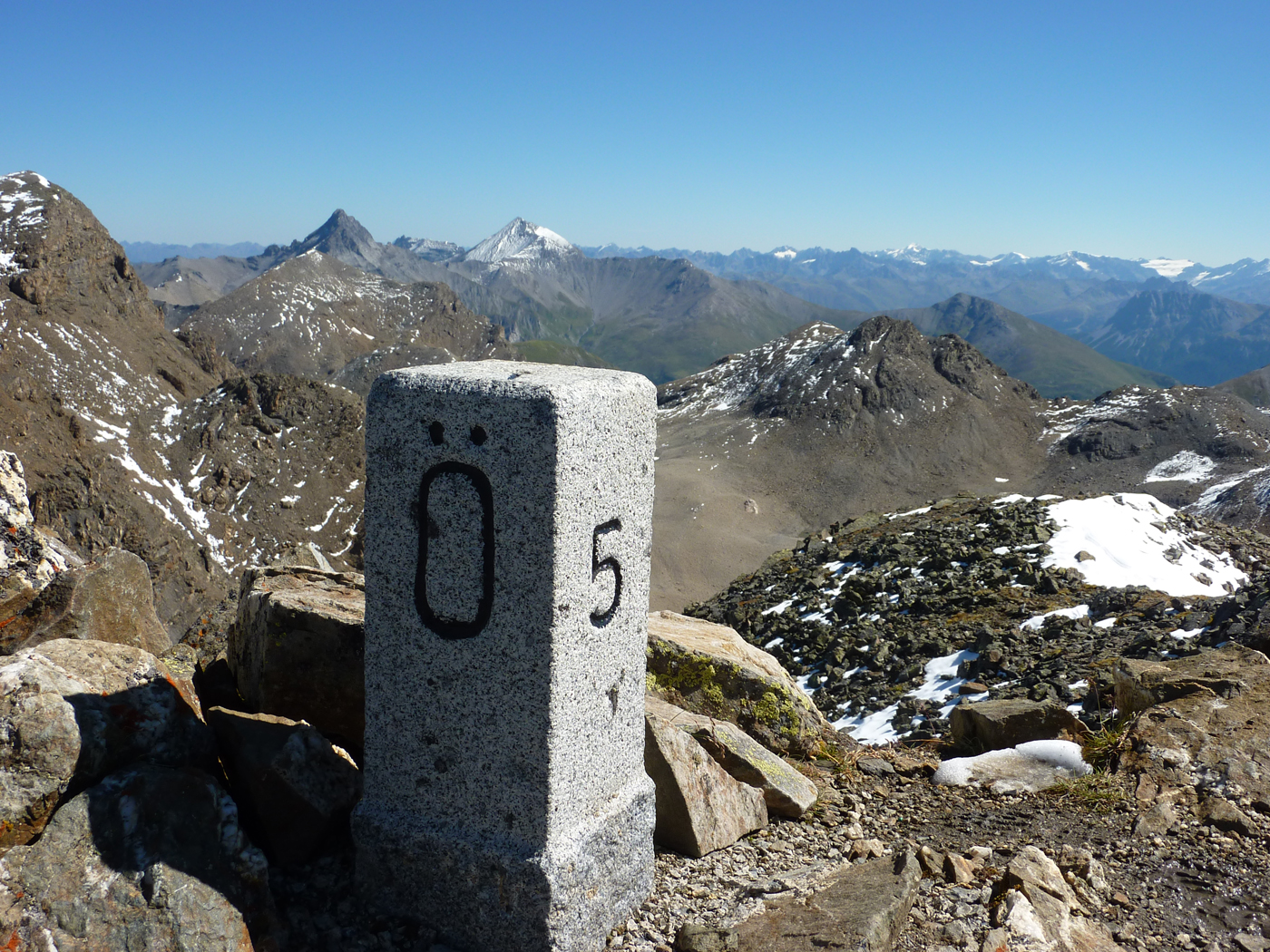  Border marker 